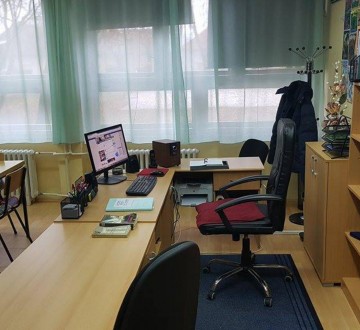 Школска библиотека